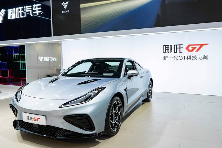 广州黄埔区云全南企业管理咨询哪吒汽车在智能汽车领域的表现，领途汽车在新能源汽车市场中的影响力